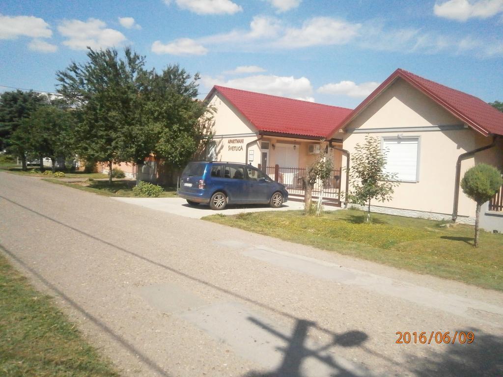Apartments Svetlica Бачки Петровац Екстериор снимка
