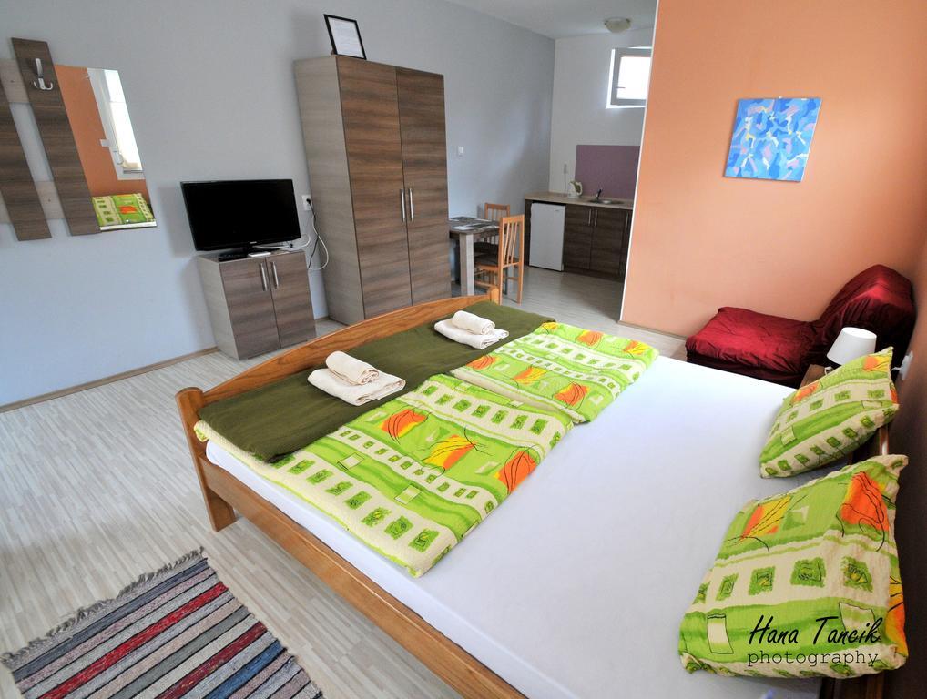 Apartments Svetlica Бачки Петровац Екстериор снимка