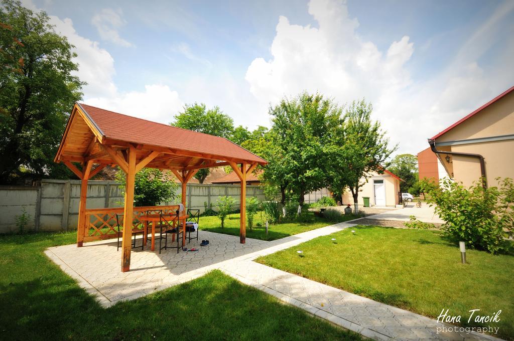 Apartments Svetlica Бачки Петровац Екстериор снимка